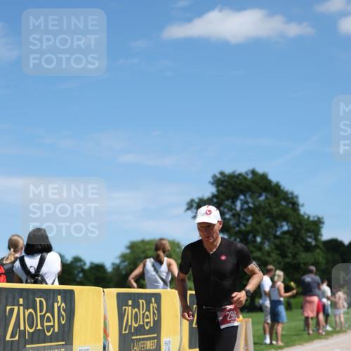21.06.2026 - Viking Triathlon Michael Strokosch http://msf.ph/oto/9833719 21.06.2026 13:18:02 Laufen 156, 296, 327, 386, 545, 578 meine-sportfotos.de