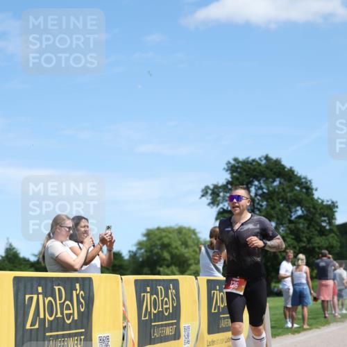 21.06.2026 - Viking Triathlon Michael Strokosch http://msf.ph/oto/9833756 21.06.2026 13:18:35 Laufen 125 meine-sportfotos.de