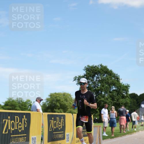 21.06.2026 - Viking Triathlon Michael Strokosch http://msf.ph/oto/9833850 21.06.2026 13:19:55 Laufen 301 meine-sportfotos.de
