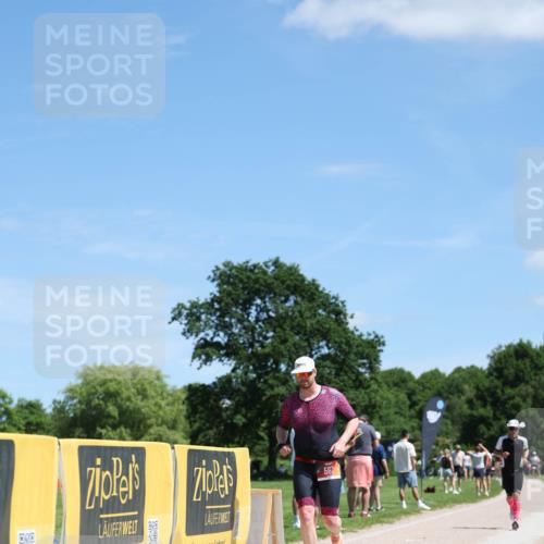 21.06.2026 - Viking Triathlon Michael Strokosch http://msf.ph/oto/9833871 21.06.2026 13:20:21 Laufen 559, 567 meine-sportfotos.de