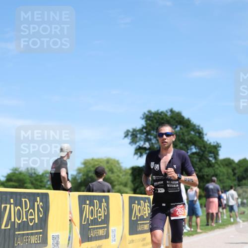21.06.2026 - Viking Triathlon Michael Strokosch http://msf.ph/oto/9833982 21.06.2026 13:21:51 Laufen 265, 513, 539, 590, 614, 667 meine-sportfotos.de