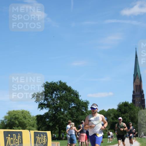 21.06.2026 - Viking Triathlon Michael Strokosch http://msf.ph/oto/9834177 21.06.2026 13:23:14 Laufen 528, 607, 640 meine-sportfotos.de