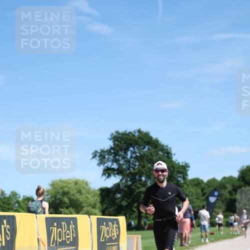 21.06.2026 - Viking Triathlon Michael Strokosch http://msf.ph/oto/9834320 21.06.2026 13:24:46 Laufen 197, 303 meine-sportfotos.de