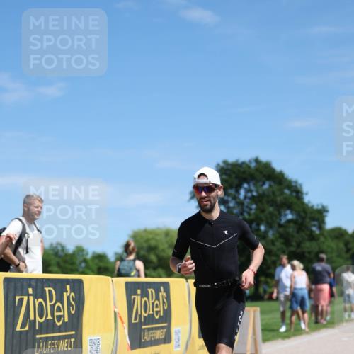 21.06.2026 - Viking Triathlon Michael Strokosch http://msf.ph/oto/9834323 21.06.2026 13:24:47 Laufen 197, 303 meine-sportfotos.de