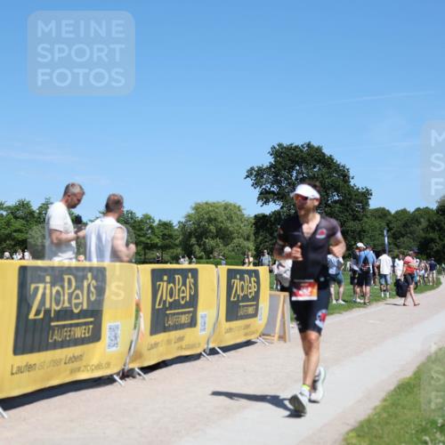 21.06.2026 - Viking Triathlon Michael Strokosch http://msf.ph/oto/9834459 21.06.2026 14:02:41 Laufen 462 meine-sportfotos.de