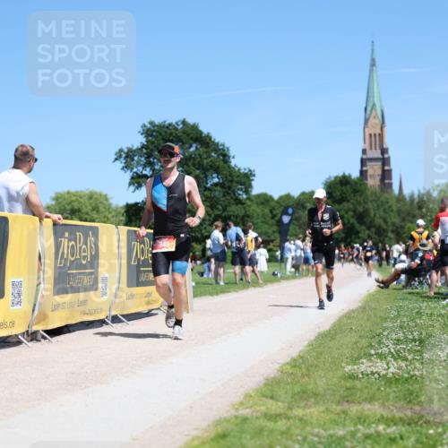 21.06.2026 - Viking Triathlon Michael Strokosch http://msf.ph/oto/9834873 21.06.2026 14:07:09 Laufen 111, 349, 377 meine-sportfotos.de