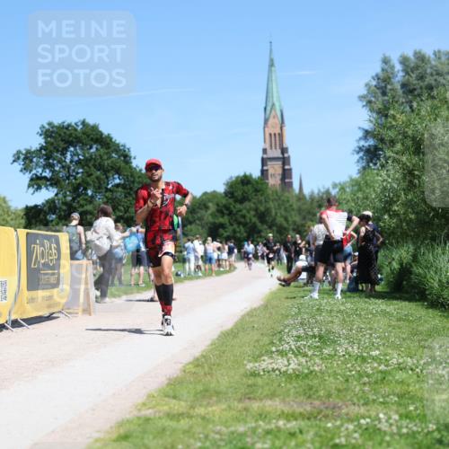 21.06.2026 - Viking Triathlon Michael Strokosch http://msf.ph/oto/9834977 21.06.2026 14:07:34 Laufen 394, 465, 613 meine-sportfotos.de
