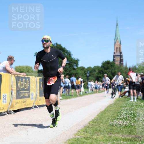 21.06.2026 - Viking Triathlon Michael Strokosch http://msf.ph/oto/9834995 21.06.2026 14:07:45 Laufen 391, 548 meine-sportfotos.de