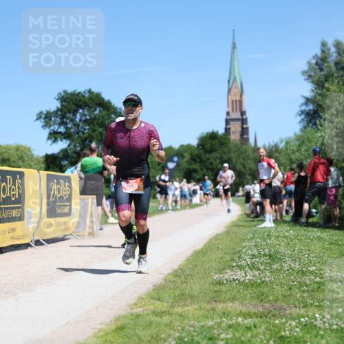 21.06.2026 - Viking Triathlon Michael Strokosch http://msf.ph/oto/9835067 21.06.2026 14:08:10 Laufen 214, 239, 328, 332 meine-sportfotos.de