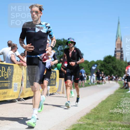 21.06.2026 - Viking Triathlon Michael Strokosch http://msf.ph/oto/9835182 21.06.2026 14:08:47 Laufen 103, 254, 309, 404, 429, 520, 561 meine-sportfotos.de