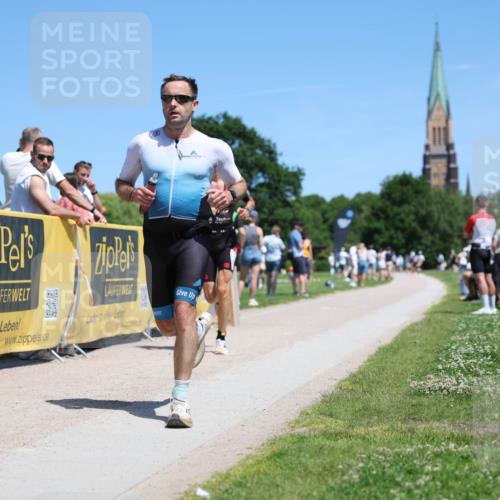 21.06.2026 - Viking Triathlon Michael Strokosch http://msf.ph/oto/9835280 21.06.2026 14:09:12 Laufen 80, 223 meine-sportfotos.de