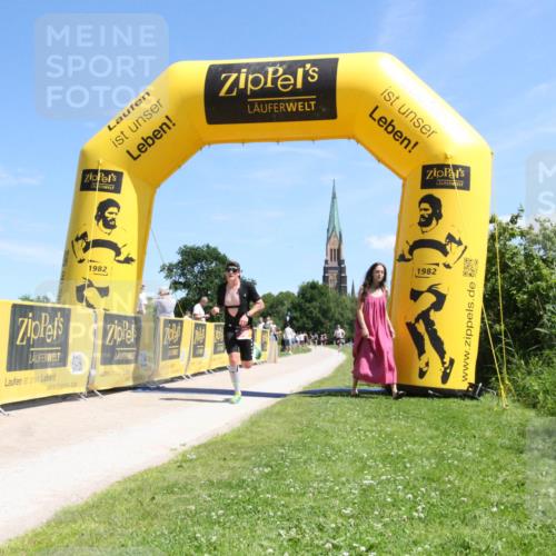 21.06.2026 - Viking Triathlon Michael Strokosch http://msf.ph/oto/9835374 21.06.2026 13:27:09 Laufen 27, 242 meine-sportfotos.de