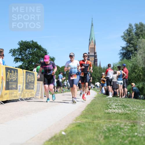 21.06.2026 - Viking Triathlon Michael Strokosch http://msf.ph/oto/9835500 21.06.2026 14:10:40 Laufen 53, 86, 131, 184, 243, 257, 424, 466 meine-sportfotos.de