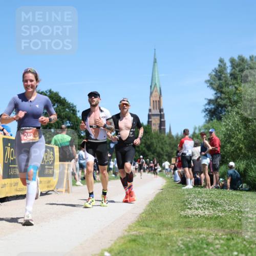 21.06.2026 - Viking Triathlon Michael Strokosch http://msf.ph/oto/9835522 21.06.2026 14:10:45 Laufen 53, 86, 131, 184, 243, 257, 424 meine-sportfotos.de