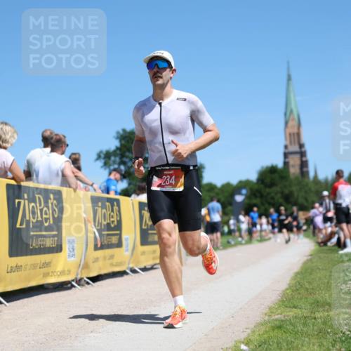 21.06.2026 - Viking Triathlon Michael Strokosch http://msf.ph/oto/9835606 21.06.2026 14:11:13 Laufen 100, 234 meine-sportfotos.de