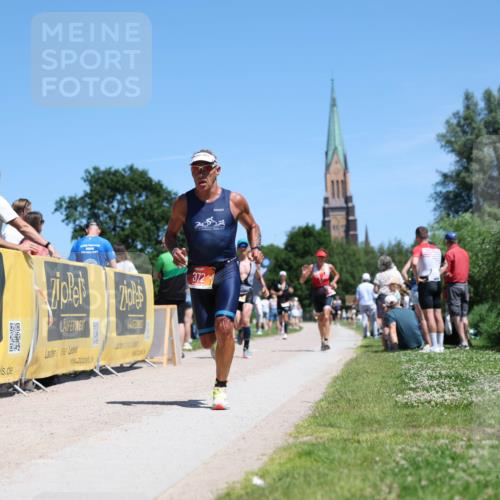 21.06.2026 - Viking Triathlon Michael Strokosch http://msf.ph/oto/9835777 21.06.2026 14:12:17 Laufen 321, 322, 337, 353, 372 meine-sportfotos.de