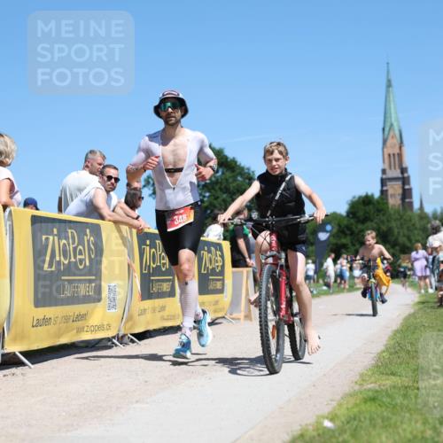 21.06.2026 - Viking Triathlon Michael Strokosch http://msf.ph/oto/9835868 21.06.2026 14:12:40 Laufen 143, 348, 569 meine-sportfotos.de