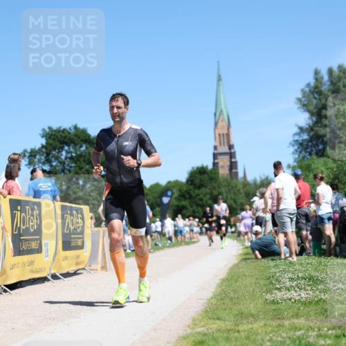 21.06.2026 - Viking Triathlon Michael Strokosch http://msf.ph/oto/9835998 21.06.2026 14:13:56 Laufen 343, 401 meine-sportfotos.de