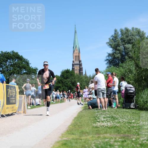21.06.2026 - Viking Triathlon Michael Strokosch http://msf.ph/oto/9836026 21.06.2026 14:14:22 Laufen 94 meine-sportfotos.de