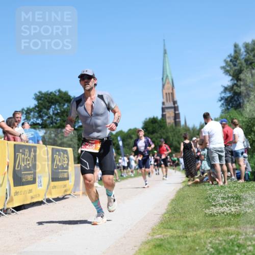 21.06.2026 - Viking Triathlon Michael Strokosch http://msf.ph/oto/9836153 21.06.2026 14:15:46 Laufen 168, 208, 375, 443 meine-sportfotos.de