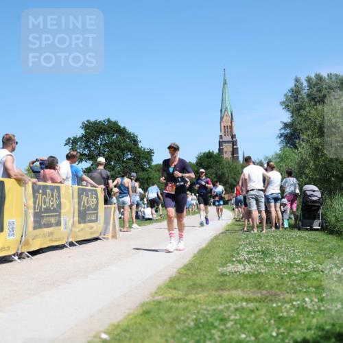 21.06.2026 - Viking Triathlon Michael Strokosch http://msf.ph/oto/9836357 21.06.2026 14:18:17 Laufen 26, 58, 194, 330, 339, 470 meine-sportfotos.de