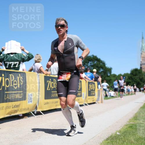 21.06.2026 - Viking Triathlon Michael Strokosch http://msf.ph/oto/9836612 21.06.2026 14:21:05 Laufen 84, 186 meine-sportfotos.de