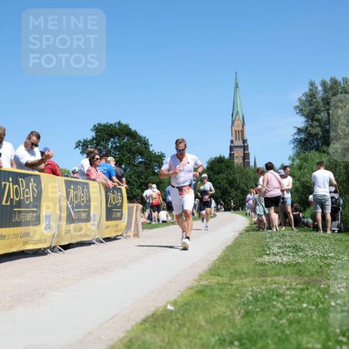 21.06.2026 - Viking Triathlon Michael Strokosch http://msf.ph/oto/9836639 21.06.2026 14:21:37 Laufen 297, 510 meine-sportfotos.de