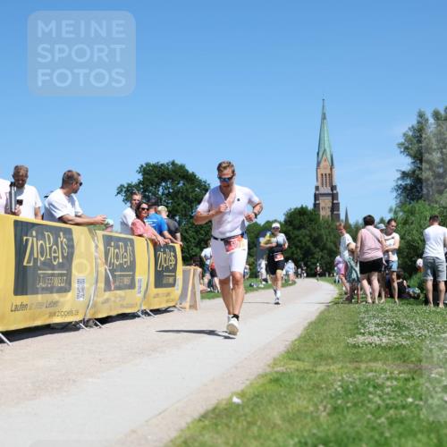21.06.2026 - Viking Triathlon Michael Strokosch http://msf.ph/oto/9836641 21.06.2026 14:21:38 Laufen 297, 510 meine-sportfotos.de