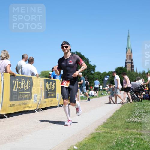 21.06.2026 - Viking Triathlon Michael Strokosch http://msf.ph/oto/9836681 21.06.2026 14:22:22 Laufen 44 meine-sportfotos.de