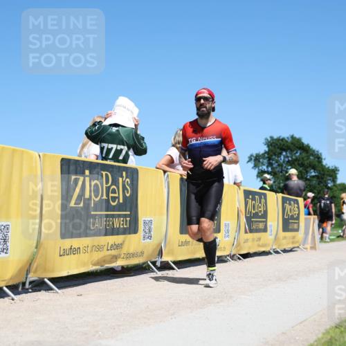 21.06.2026 - Viking Triathlon Michael Strokosch http://msf.ph/oto/9836920 21.06.2026 14:25:28 Laufen 95, 444, 445 meine-sportfotos.de