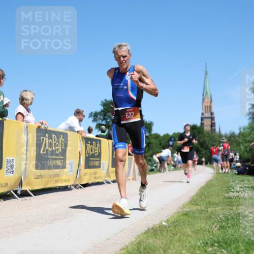 21.06.2026 - Viking Triathlon Michael Strokosch http://msf.ph/oto/9837238 21.06.2026 14:28:39 Laufen 127, 532 meine-sportfotos.de