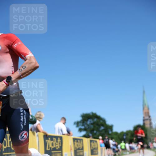 21.06.2026 - Viking Triathlon Michael Strokosch http://msf.ph/oto/9837439 21.06.2026 14:30:11 Laufen 49, 506 meine-sportfotos.de