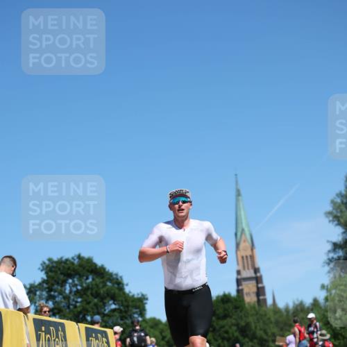 21.06.2026 - Viking Triathlon Michael Strokosch http://msf.ph/oto/9837503 21.06.2026 14:30:54 Laufen 28, 114 meine-sportfotos.de