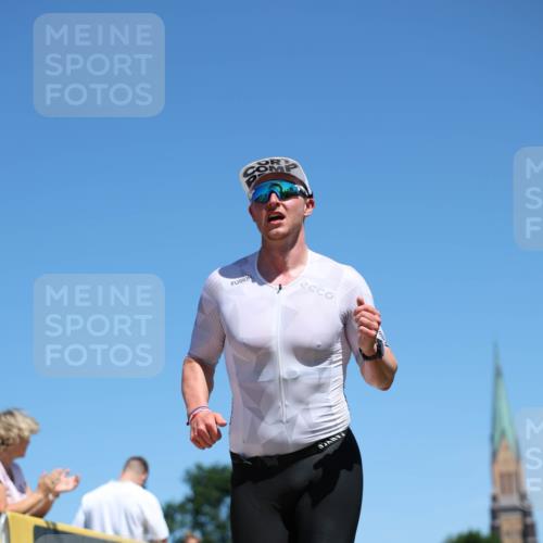 21.06.2026 - Viking Triathlon Michael Strokosch http://msf.ph/oto/9837511 21.06.2026 14:30:55 Laufen 114 meine-sportfotos.de