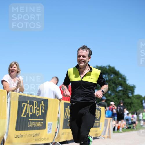 21.06.2026 - Viking Triathlon Michael Strokosch http://msf.ph/oto/9837727 21.06.2026 14:32:34 Laufen 392, 502 meine-sportfotos.de