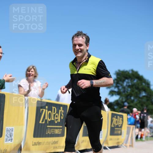 21.06.2026 - Viking Triathlon Michael Strokosch http://msf.ph/oto/9837728 21.06.2026 14:32:34 Laufen 392, 502 meine-sportfotos.de