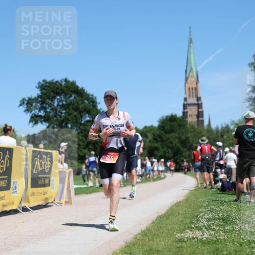 21.06.2026 - Viking Triathlon Michael Strokosch http://msf.ph/oto/9838051 21.06.2026 14:34:44 Laufen 355, 386, 483, 493 meine-sportfotos.de