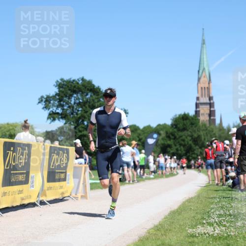 21.06.2026 - Viking Triathlon Michael Strokosch http://msf.ph/oto/9838060 21.06.2026 14:34:46 Laufen 355, 493 meine-sportfotos.de
