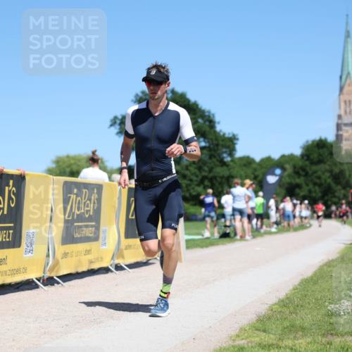 21.06.2026 - Viking Triathlon Michael Strokosch http://msf.ph/oto/9838065 21.06.2026 14:34:47 Laufen 355, 493 meine-sportfotos.de