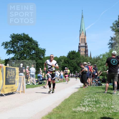 21.06.2026 - Viking Triathlon Michael Strokosch http://msf.ph/oto/9838327 21.06.2026 14:36:41 Laufen 88 meine-sportfotos.de