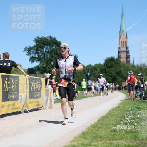 21.06.2026 - Viking Triathlon Michael Strokosch http://msf.ph/oto/9838385 21.06.2026 14:37:09 Laufen 417, 426 meine-sportfotos.de