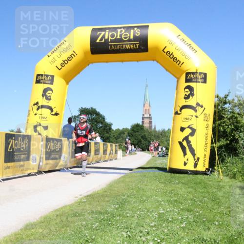 21.06.2026 - Viking Triathlon Michael Strokosch http://msf.ph/oto/9839211 21.06.2026 15:42:37 Laufen 57, 195 meine-sportfotos.de