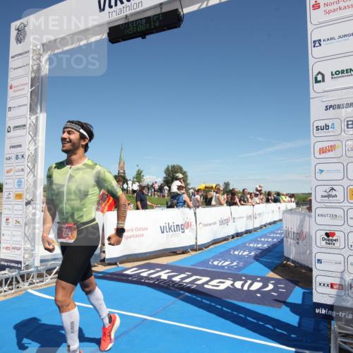 21.06.2026 - Viking Triathlon Michael Strokosch http://msf.ph/oto/9839346 21.06.2026 15:08:29 Ziel 220 meine-sportfotos.de