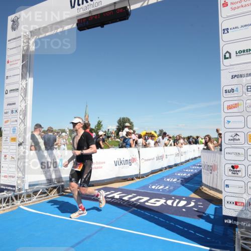 21.06.2026 - Viking Triathlon Michael Strokosch http://msf.ph/oto/9839395 21.06.2026 15:12:26 Ziel 33, 42, 248 meine-sportfotos.de
