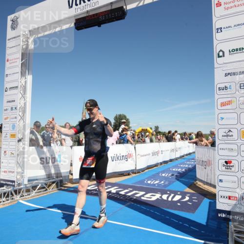 21.06.2026 - Viking Triathlon Michael Strokosch http://msf.ph/oto/9839405 21.06.2026 15:13:43 Ziel 560 meine-sportfotos.de