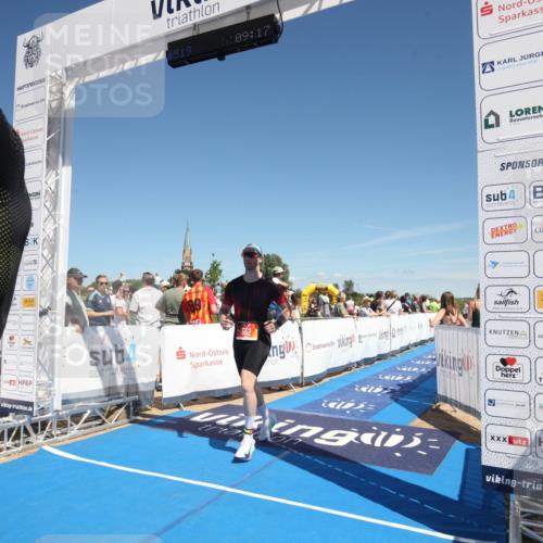 21.06.2026 - Viking Triathlon Michael Strokosch http://msf.ph/oto/9839421 21.06.2026 15:14:35 Ziel 374, 552 meine-sportfotos.de