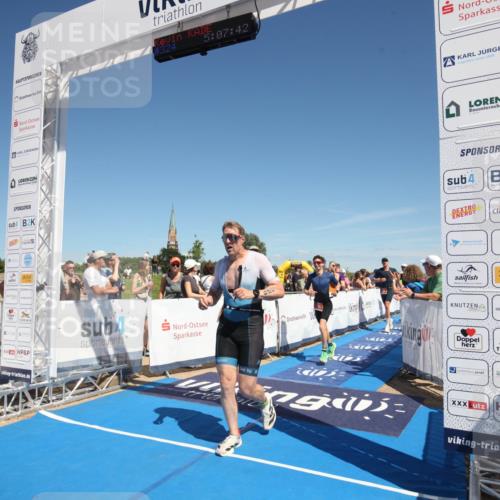 21.06.2026 - Viking Triathlon Michael Strokosch http://msf.ph/oto/9839433 21.06.2026 15:16:21 Ziel 324 meine-sportfotos.de