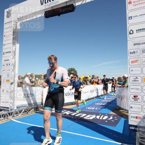 21.06.2026 - Viking Triathlon Michael Strokosch http://msf.ph/oto/9839434 21.06.2026 15:16:22 Ziel 324, 389 meine-sportfotos.de