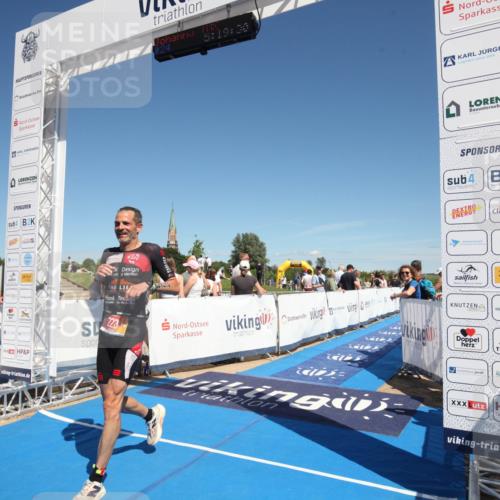 21.06.2026 - Viking Triathlon Michael Strokosch http://msf.ph/oto/9839556 21.06.2026 15:27:04 Ziel 24, 223 meine-sportfotos.de