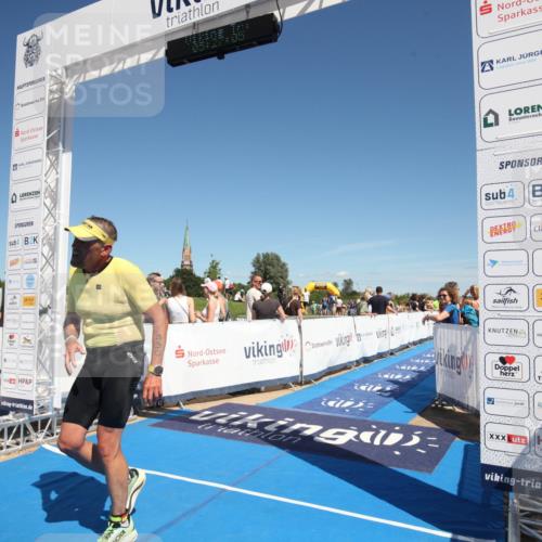 21.06.2026 - Viking Triathlon Michael Strokosch http://msf.ph/oto/9839569 21.06.2026 15:27:19 Ziel 450 meine-sportfotos.de